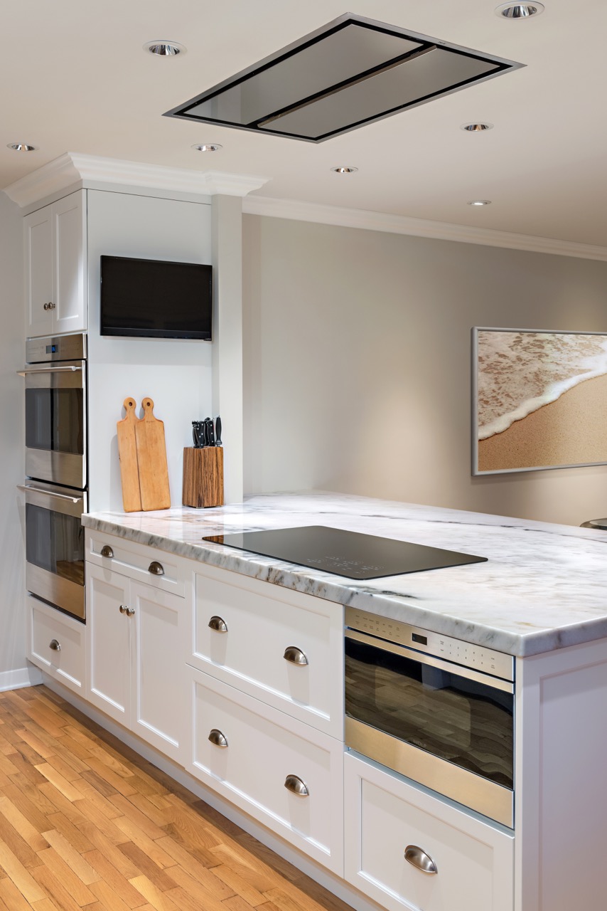 Ingram Residence - Island and appliances