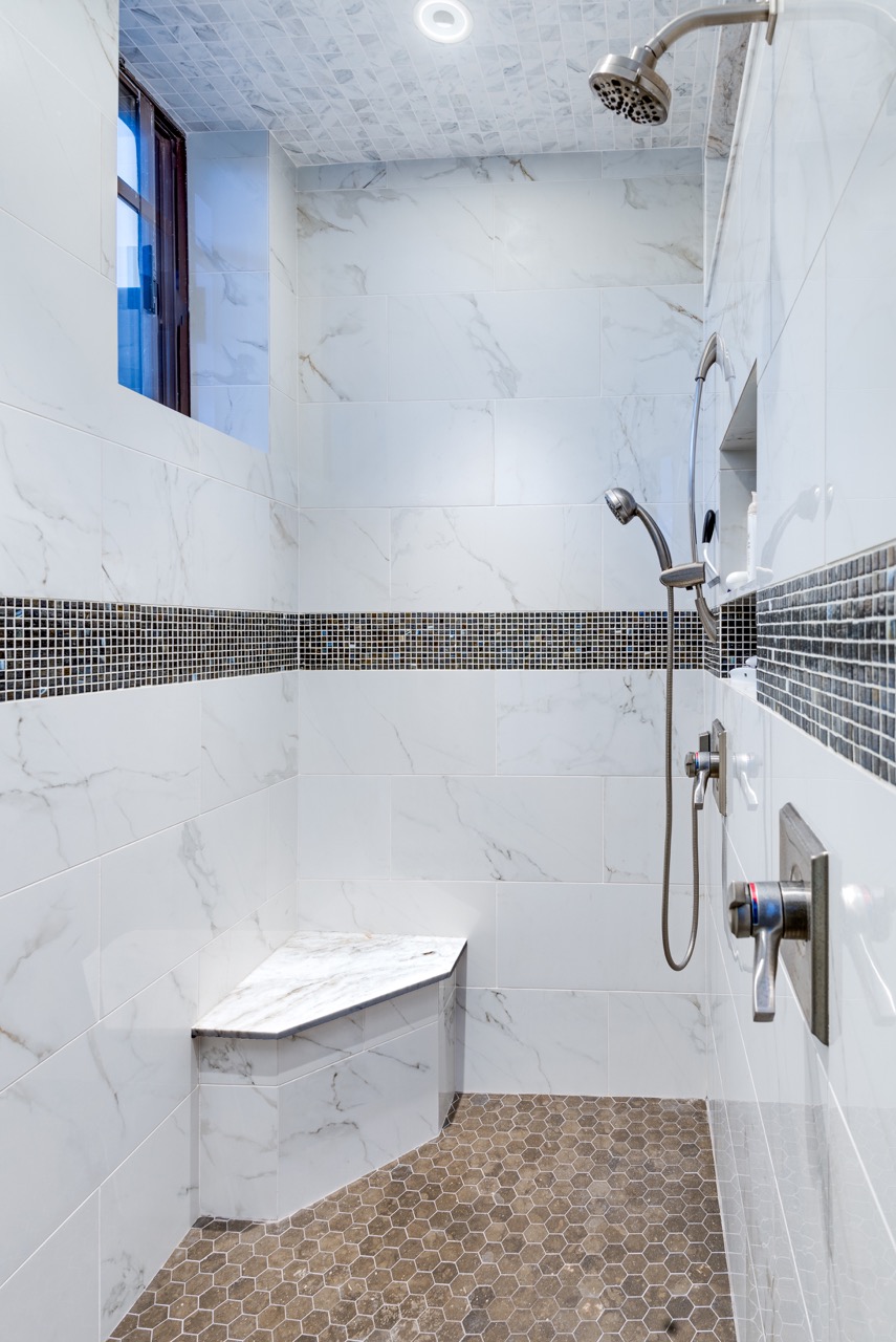 Thiele Residence - Details